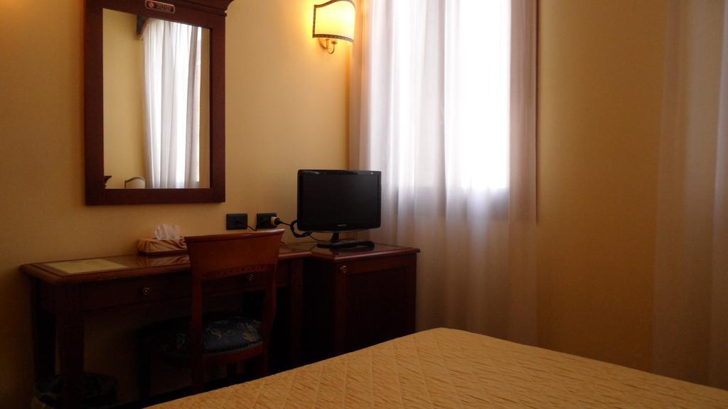 Alloggi Marinella 3* Venecia
