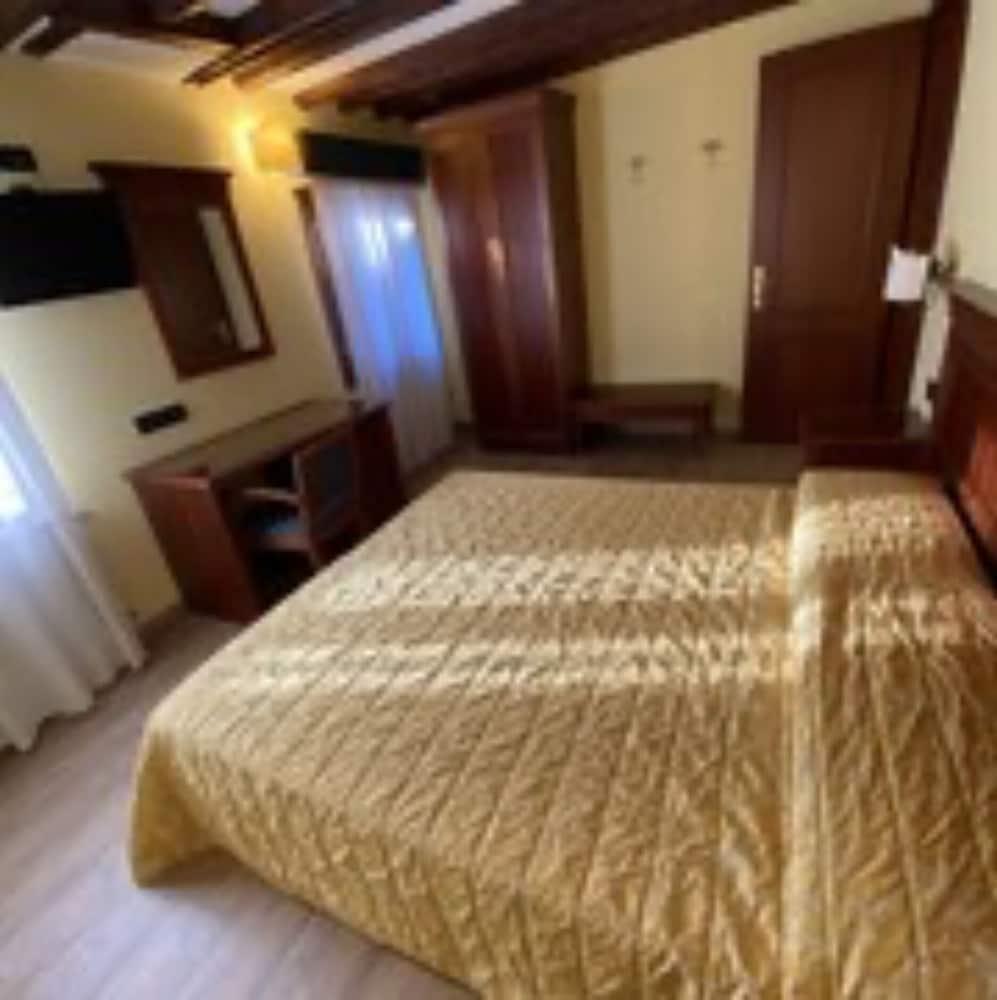 Alloggi Marinella Inn