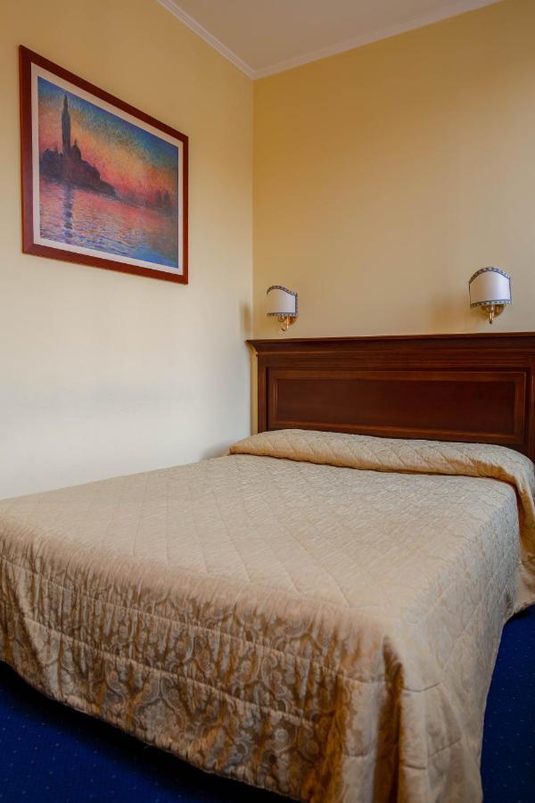 Alloggi Marinella 3* Venecia