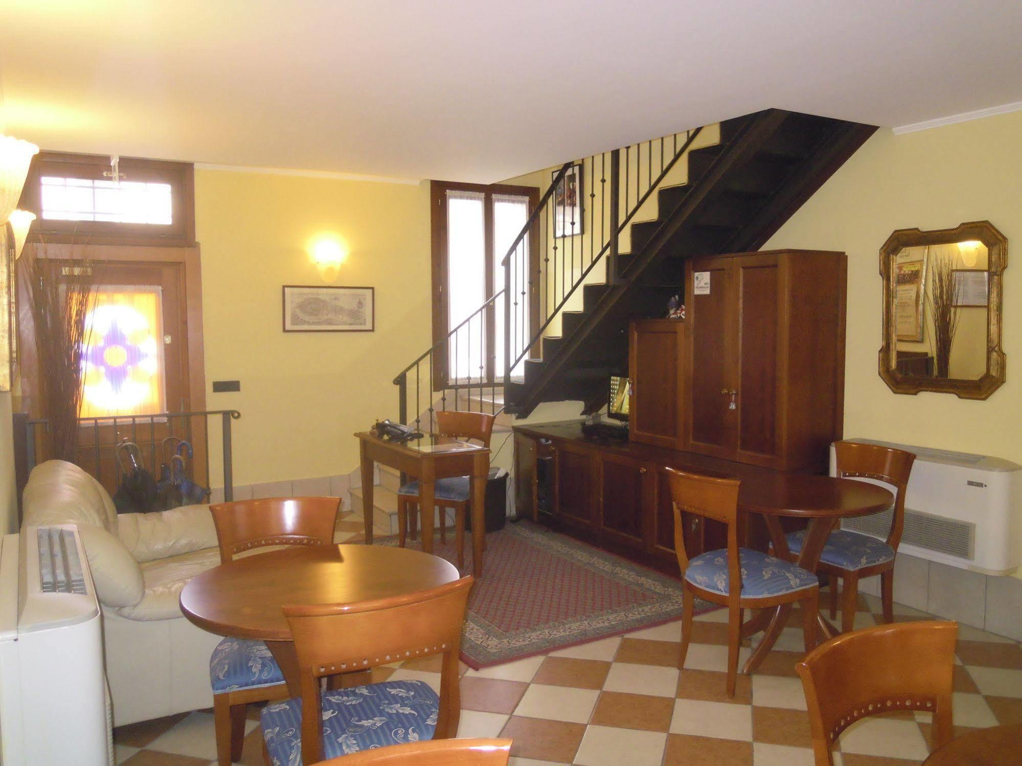 Alloggi Marinella Locanda